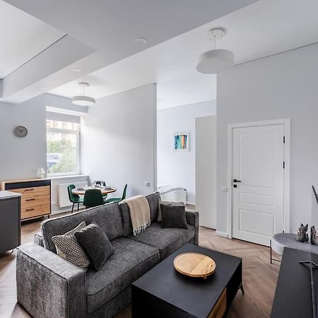 Modern Flat In Old Town Kaunas - Free Parking & Self Check-In Luaran gambar