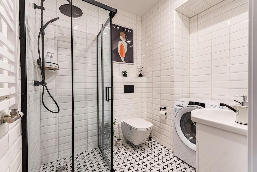 Modern Flat In Old Town Kaunas - Free Parking & Self Check-In Luaran gambar