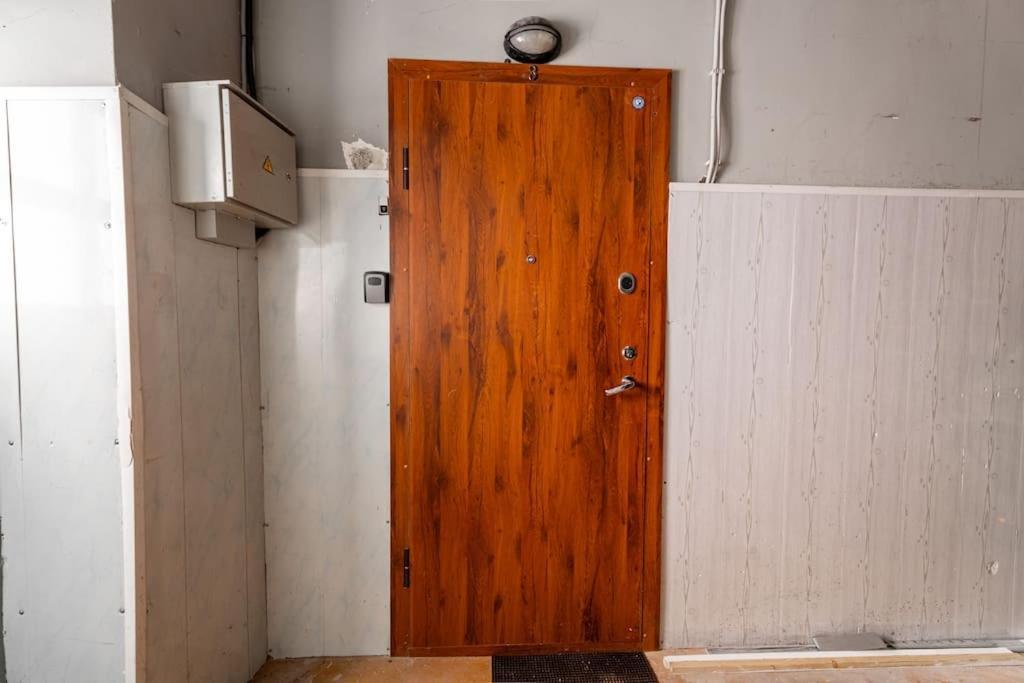 Modern Flat In Old Town Kaunas - Free Parking & Self Check-In Luaran gambar